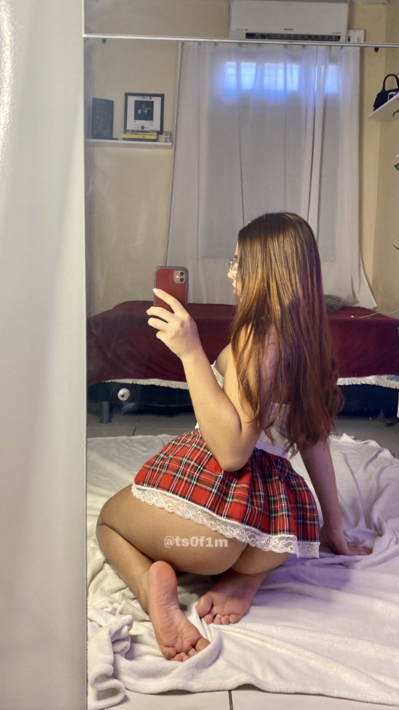 Bruna t-girl #LEOrTuu7