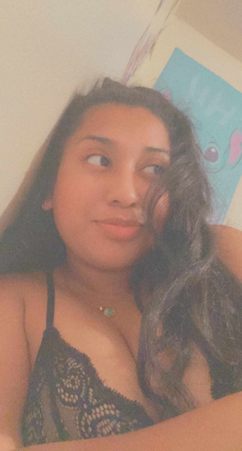 Mi amiga la puta 🔥🔥🥵🥵🔥🥵 que buena está 💦💦🍆🔥😈 #jXIR460D