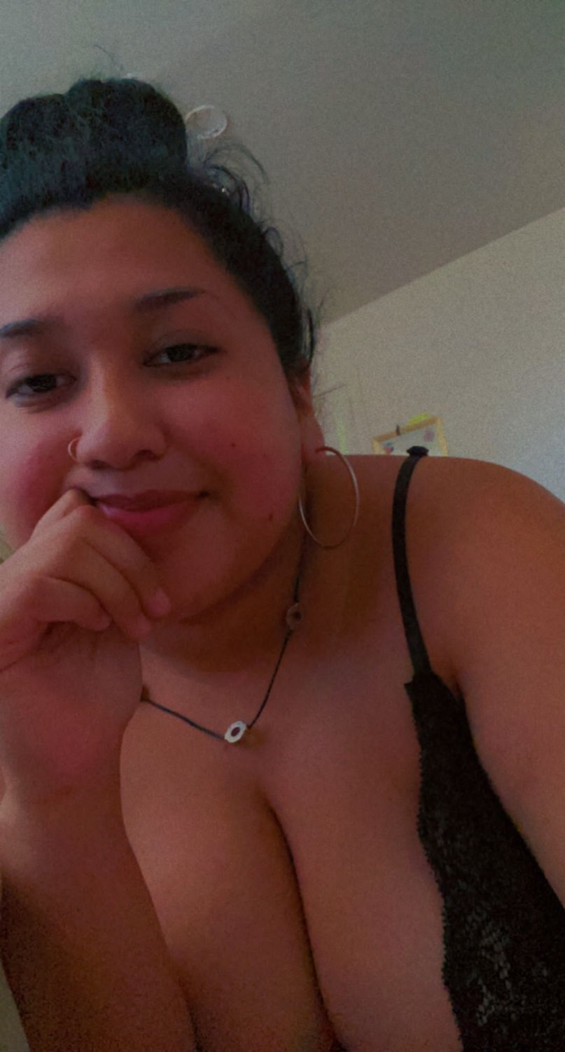 Mi amiga la puta 🔥🔥🥵🥵🔥🥵 que buena está 💦💦🍆🔥😈 #ufngYkE7