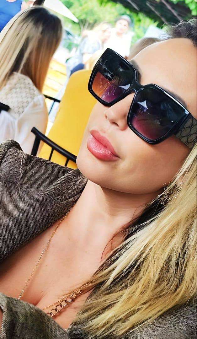 Mais vazados dessa coroa safada fudendo no pelo #ifpanjiS