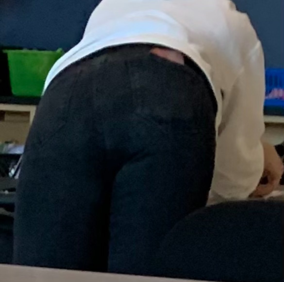 Teachers ass (OC) #Vda5evTy